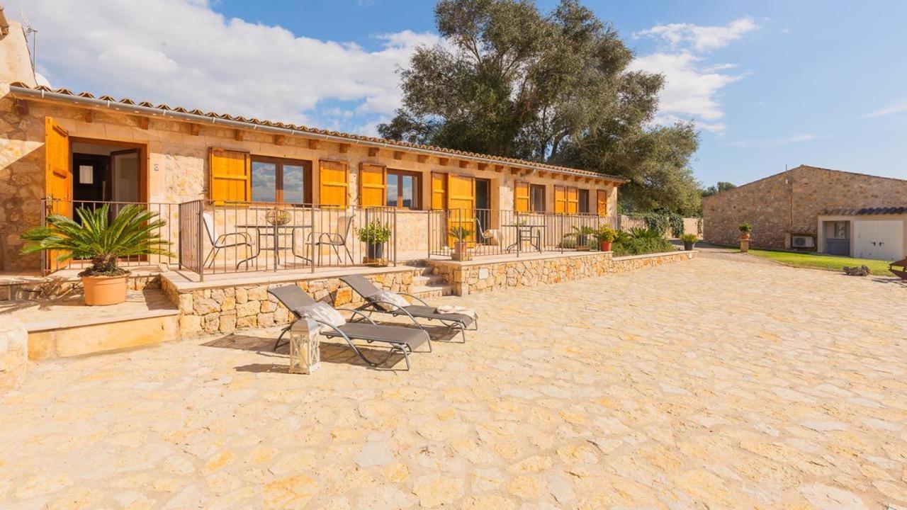 הוילה פטרה Agroturismo Son Calo מראה חיצוני תמונה