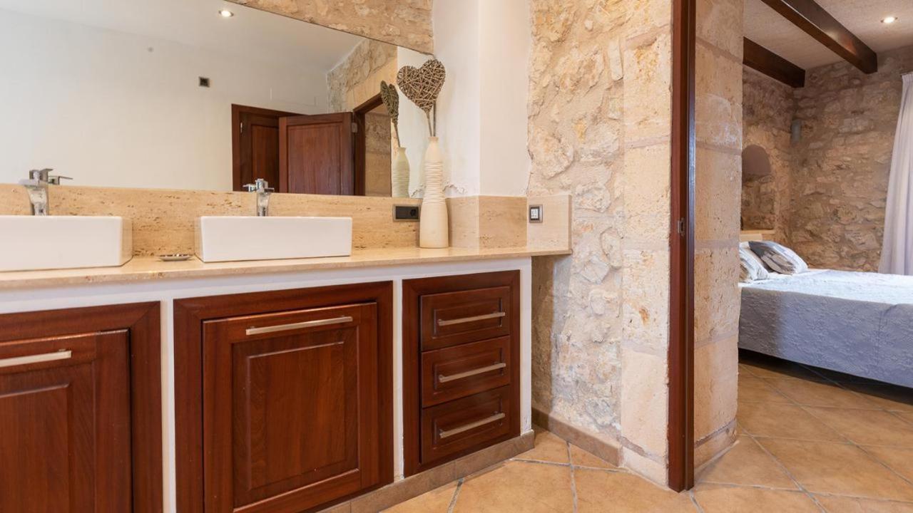 הוילה פטרה Agroturismo Son Calo מראה חיצוני תמונה